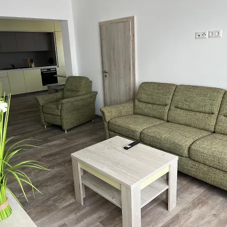 Suedseequartier - Familienfreundliche 5-sterne-apartments Mit Sauna, Vinothek & Spielplatz Im Lausitzer Seenland * Elsterheide