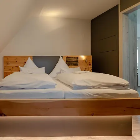 Suedseequartier - Familienfreundliche 5-Sterne-Apartments Mit Sauna, Vinothek & Spielplatz Im Lausitzer Seenland * Elsterheide