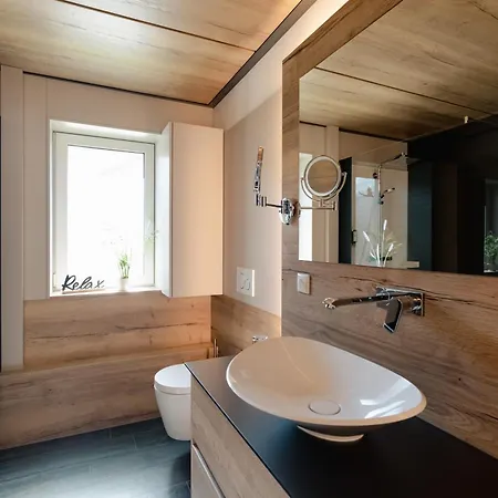 Suedseequartier - Familienfreundliche 5-Sterne-Apartments Mit Sauna, Vinothek & Spielplatz Im Lausitzer Seenland * Elsterheide